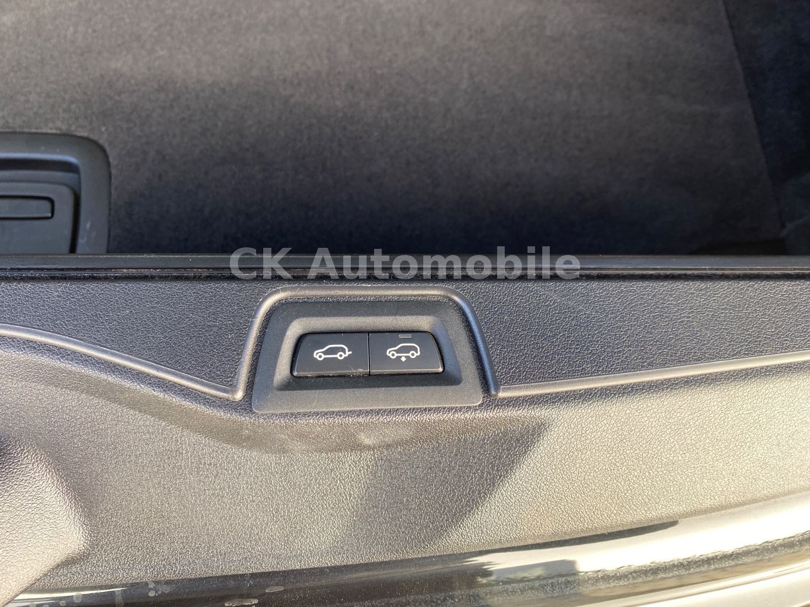 Fahrzeugabbildung BMW X5 xDrive 30d MSport/22Zoll/HeadUp/Pano/360°/LED