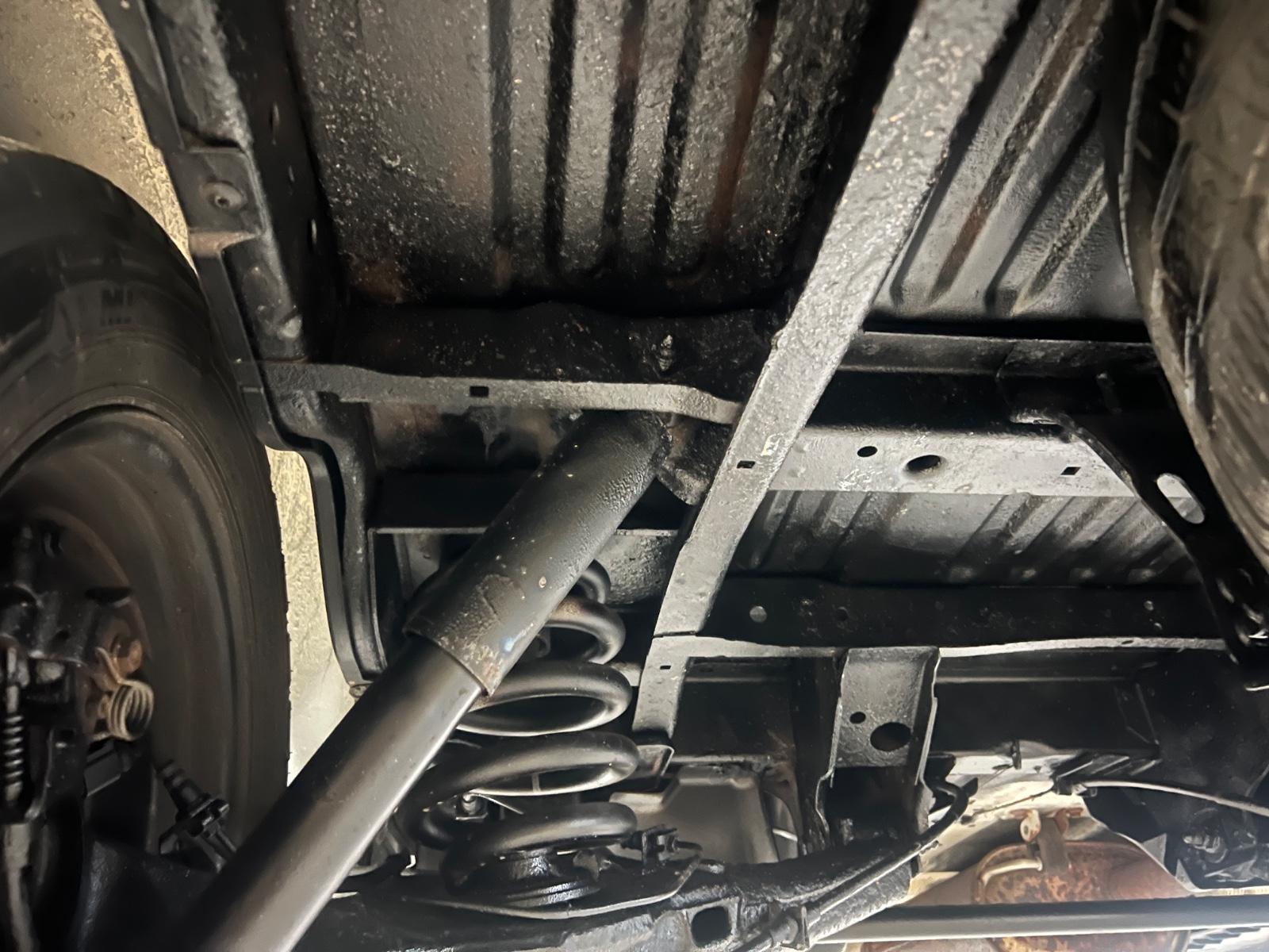 Volkswagen Transporter 2012 — photo 9