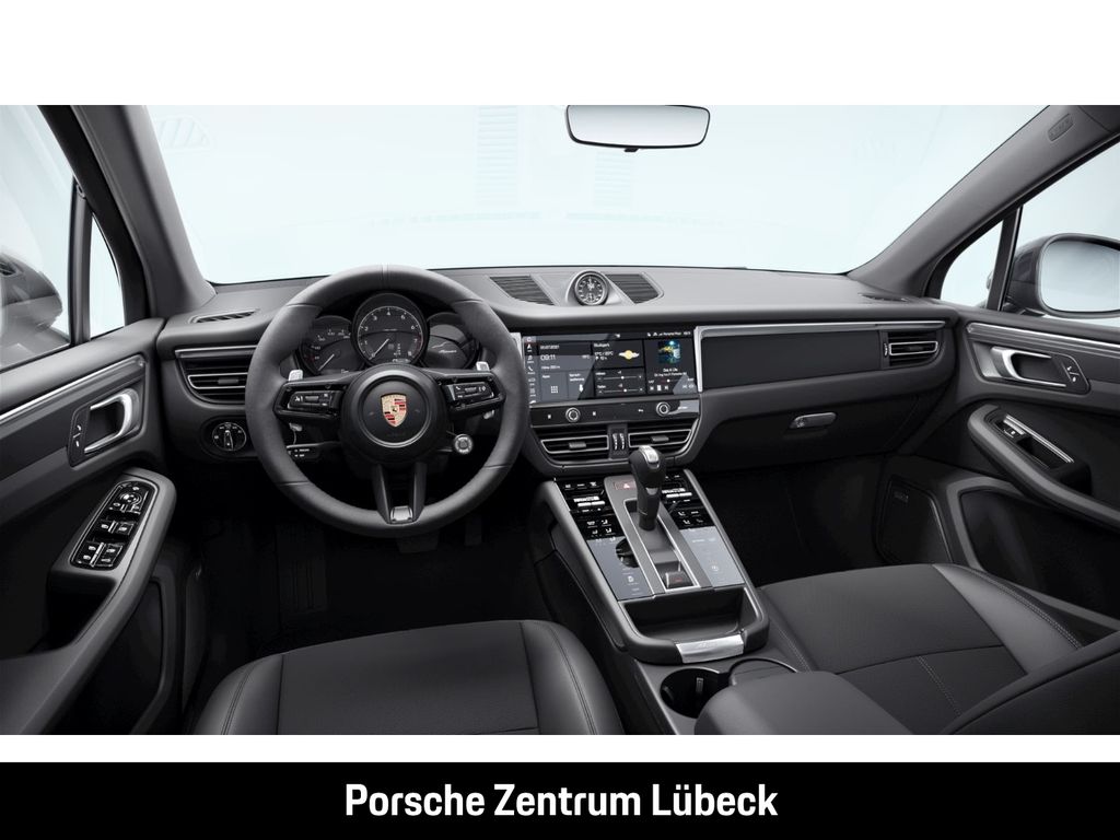 PORSCHE Macan 2023