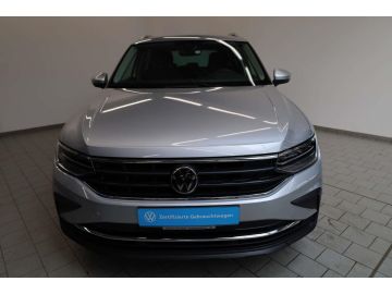 Volkswagen Tiguan - 3
