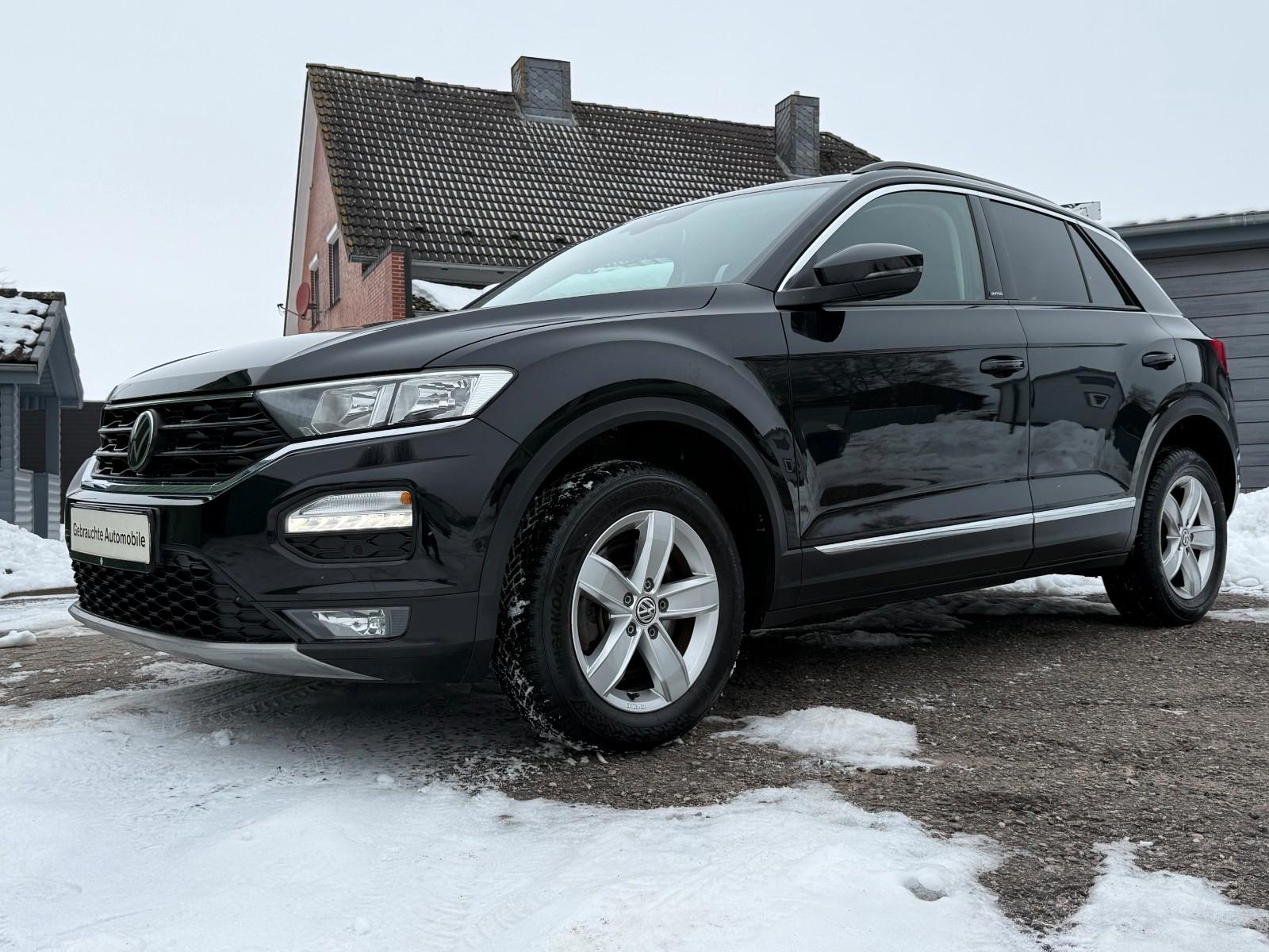 Volkswagen T-Roc United DSG ACC LED CAM DIG.DISPLAY