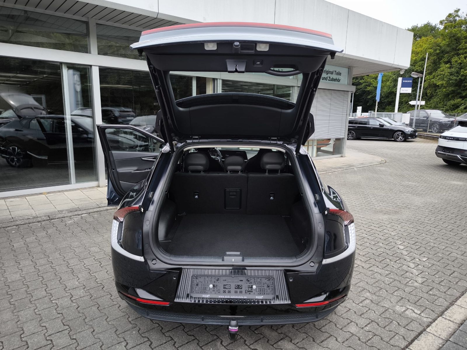 Fahrzeugabbildung Kia EV6 2WD WERKSGAR+NAVI+LED+SHZ+AHK+KAMERA+ACC+19"