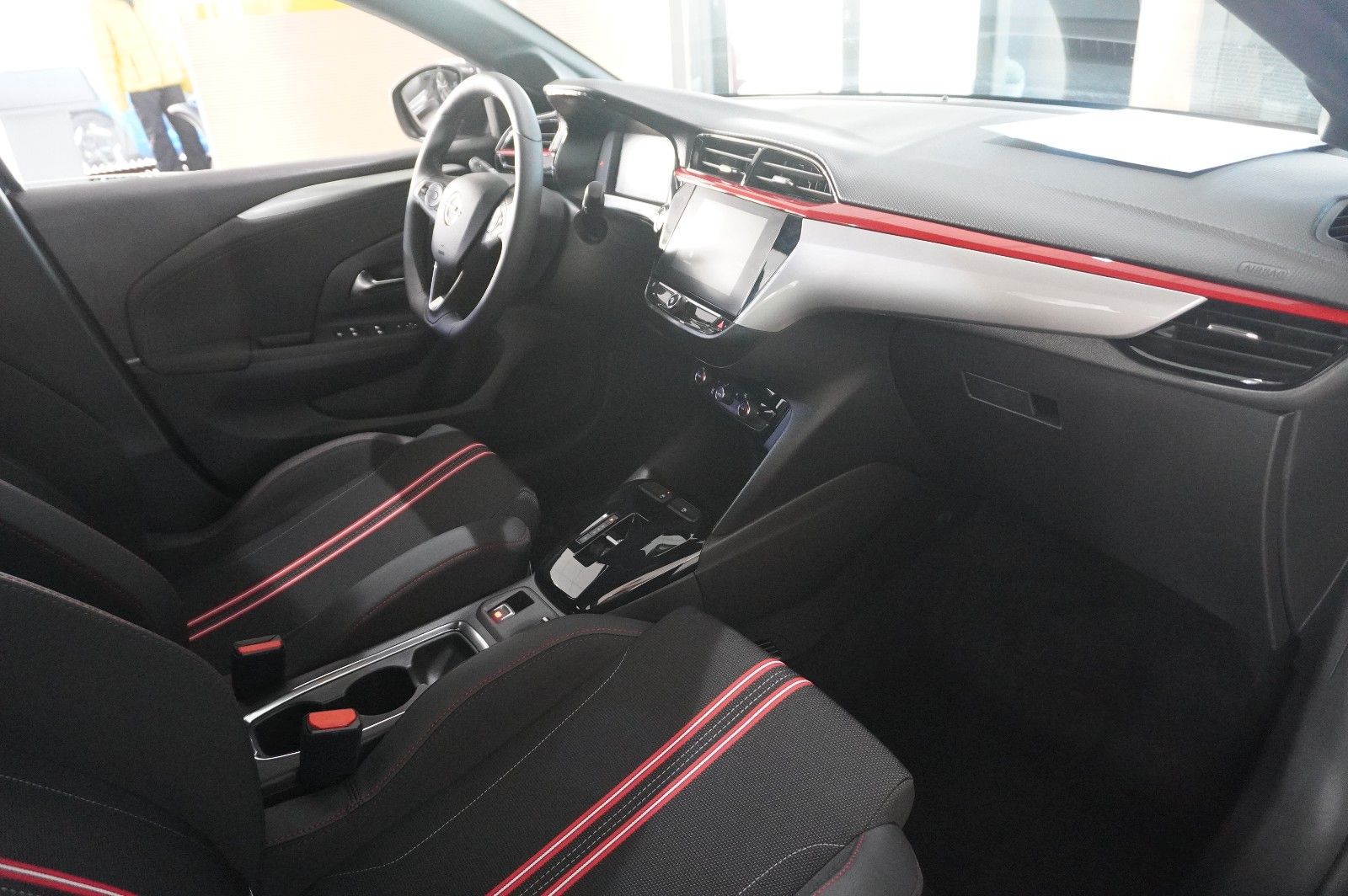 Fahrzeugabbildung Opel Corsa-e F GS SPORT 1-PHASIG NAVI/LED/VIRTU./DAB+