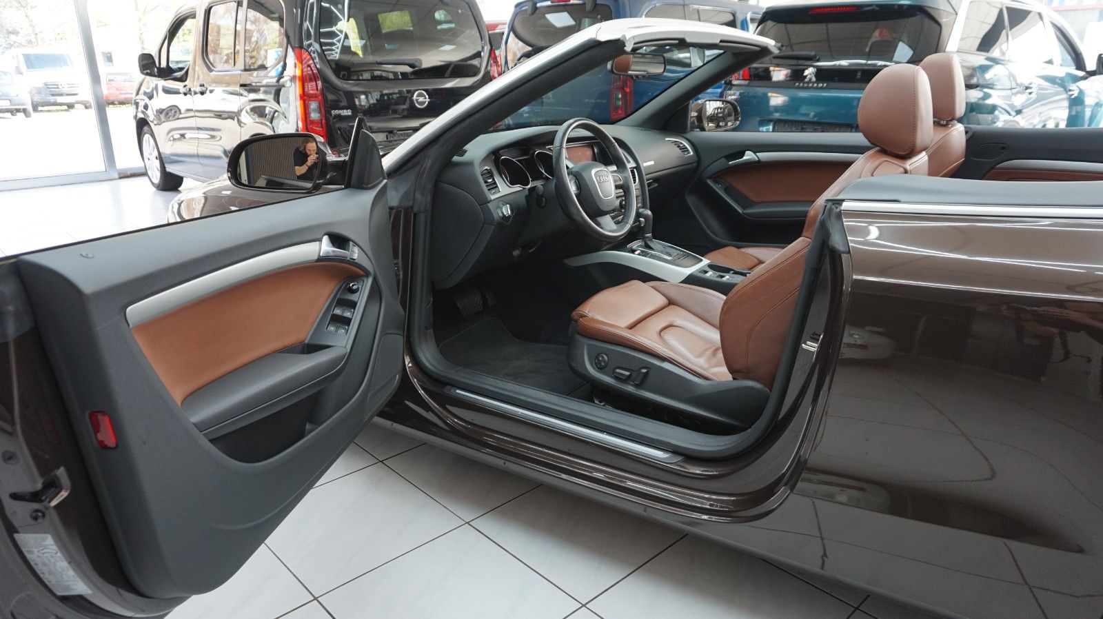 Fahrzeugabbildung Audi A5 Cabriolet TFSI Scheckheft gepfl. 7l durchs.V