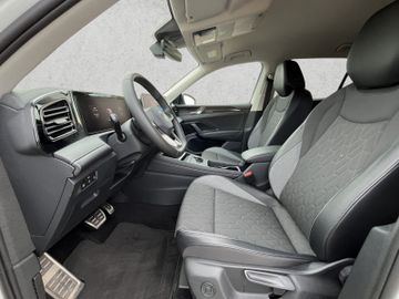 Volkswagen Tiguan - 11