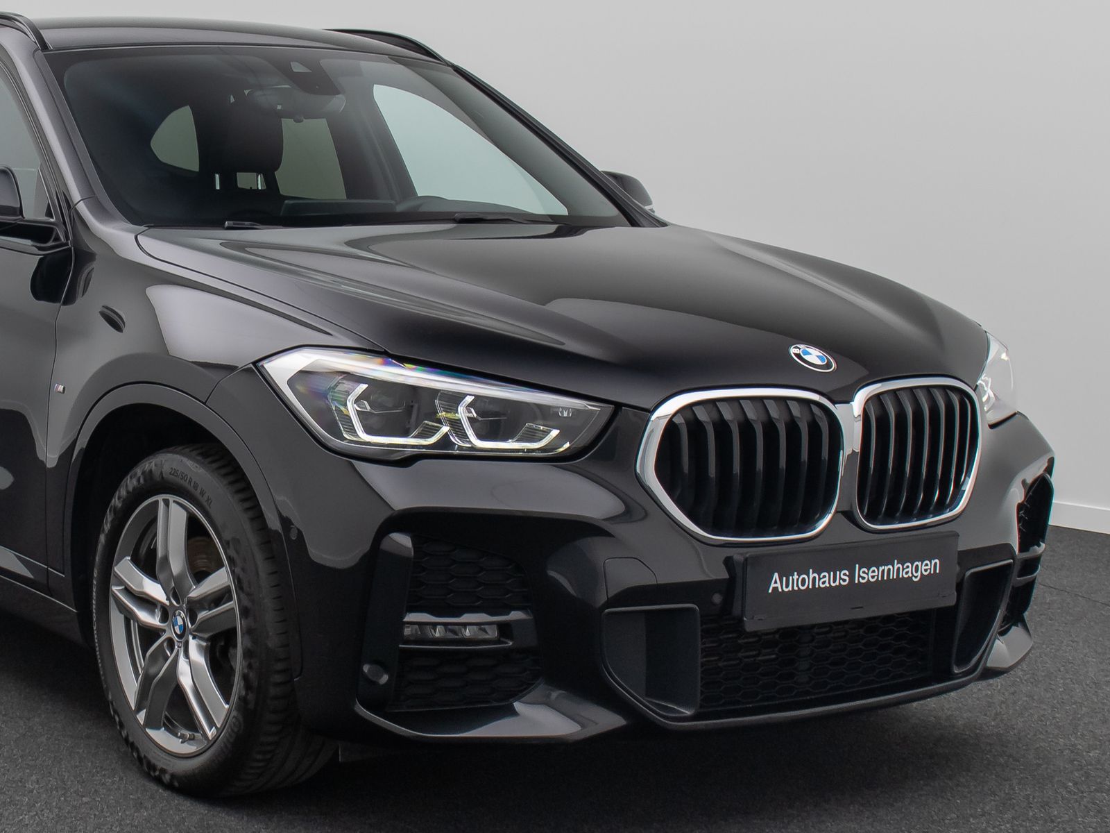 Fahrzeugabbildung BMW X1 xD20d M Sport Parkassist Lenkrhz HUD DAB HiFi
