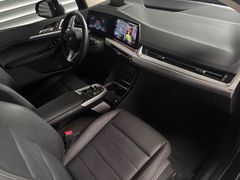 Fahrzeugabbildung BMW 218d AT Luxury Line -- AHK/Pano/DrivingProf/19LM