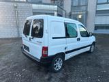 Peugeot Gepflegter Peugeot Partner/ Berlingo Kaste... - gebrauchte Peugeot Partner aus dem Jahr 2009