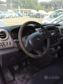 Renault Trafic - 4