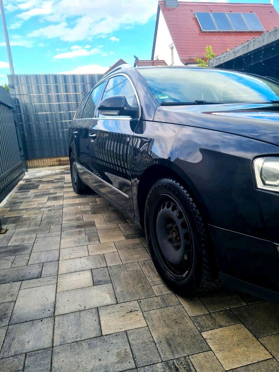 Volkswagen Passat 2007 — вигляд ззаду