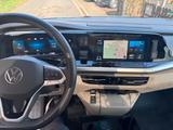 Volkswagen T7 Multivan 1,5 TSI OPF DSG Life Life - VW T7 Multivan von privat