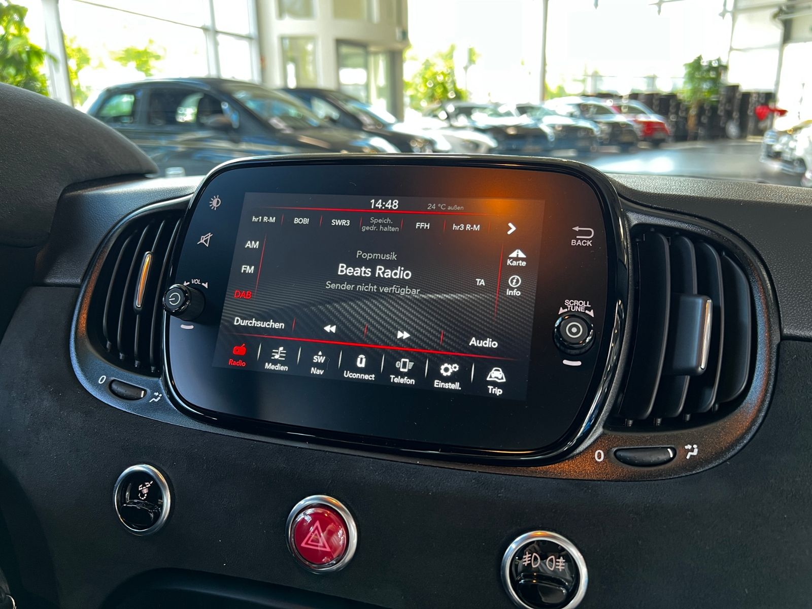 Fahrzeugabbildung Abarth 695 75 Anniversario BEATS Full Link KLIMA NAVI