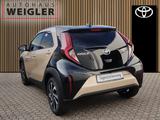 Toyota Aygo X Teamplayer 5-Gang 5-Türer Klima - mit Benzin-Antrieb: Beige, Kleinwagen