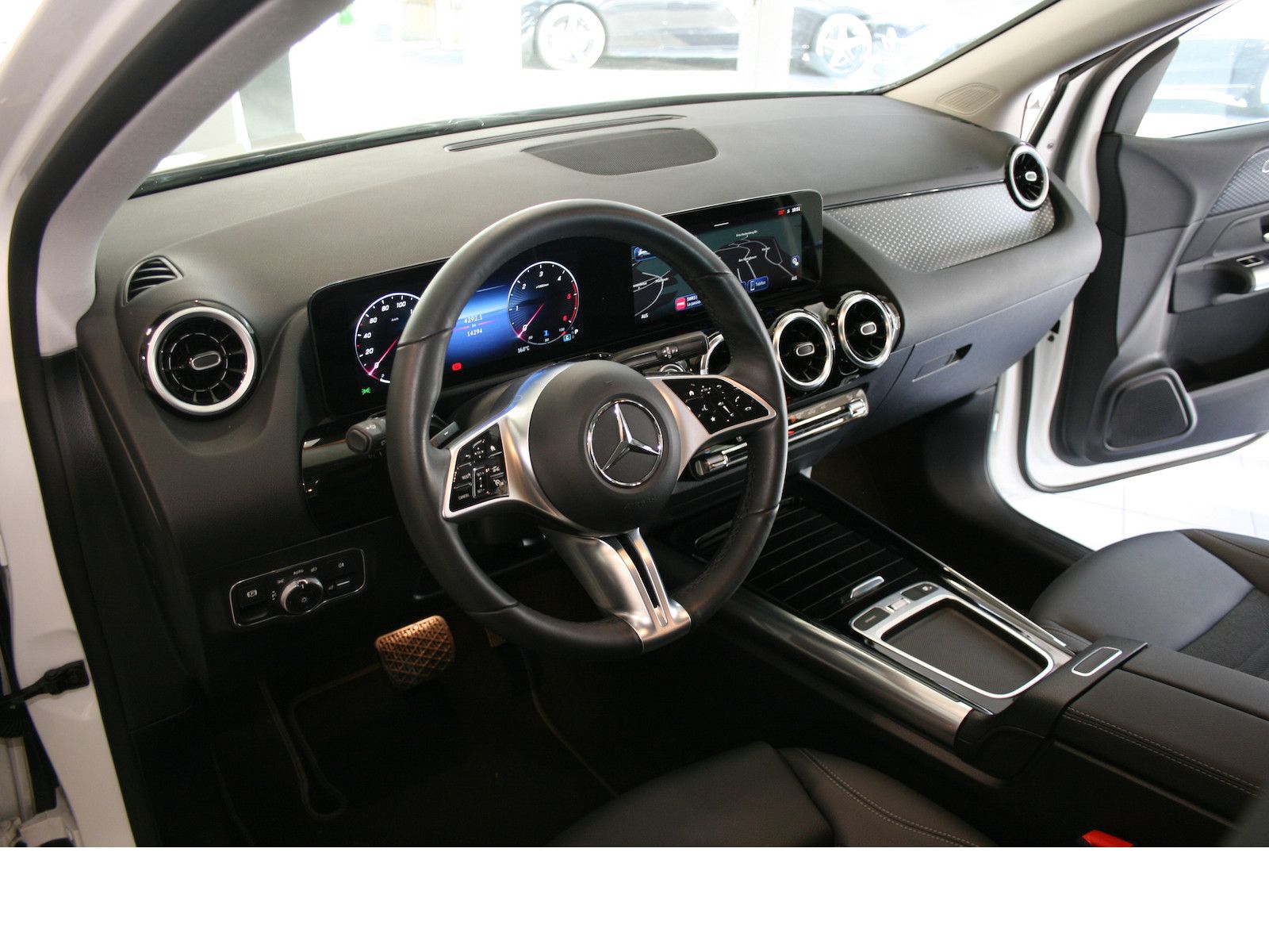 Fahrzeugabbildung Mercedes-Benz B 200 d Progres. neues Modell *Distronic *360°