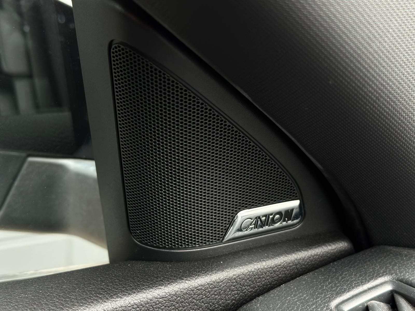 SKODA Octavia 2.0TSI RS 245 CANTON#AHK#LED#PANO#KEYLES - Image 22