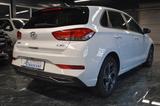 Hyundai i30 Intro Edition*PANORAMA*LED*SHZ*PDC*KAMERA* - Hyundai i30: Intro Edition