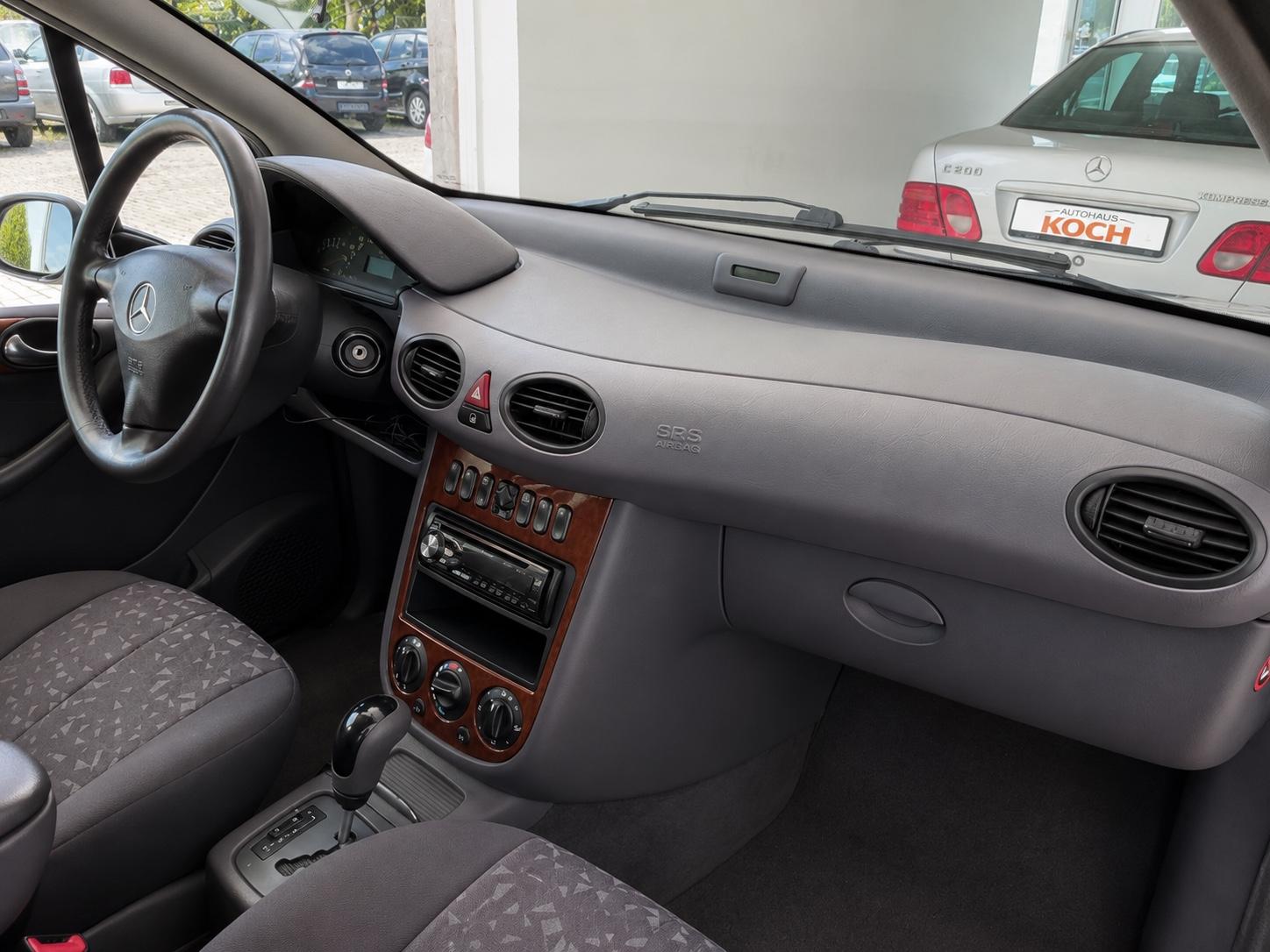 Mercedes-Benz A 190 ELEGANCE Lang