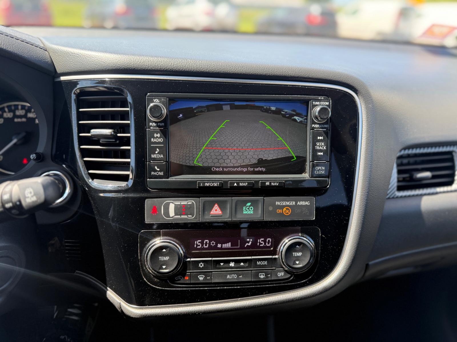 Mitsubishi Outlander SUV-Star+ 4WD