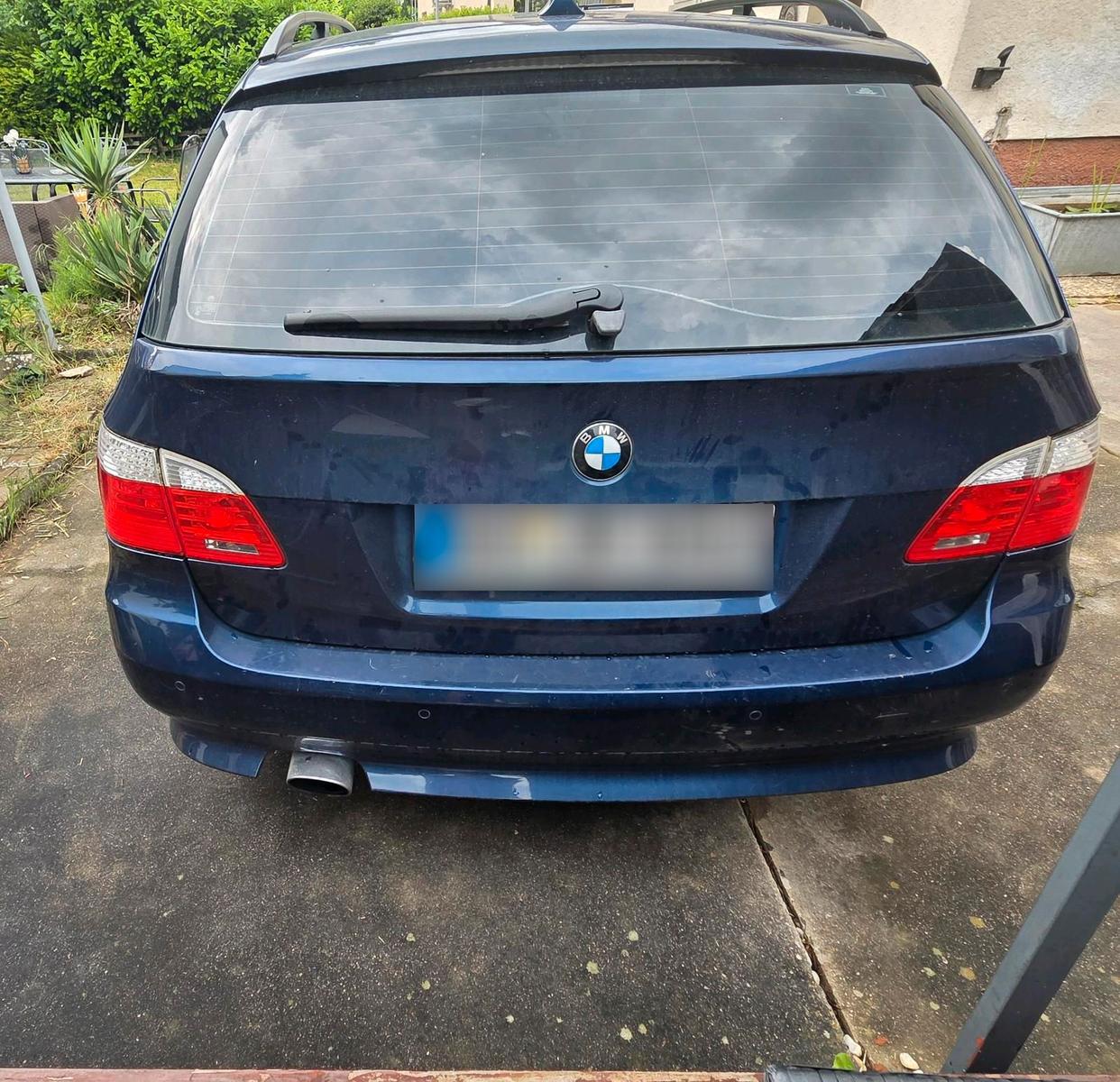 BMW 520 2009 — двигун