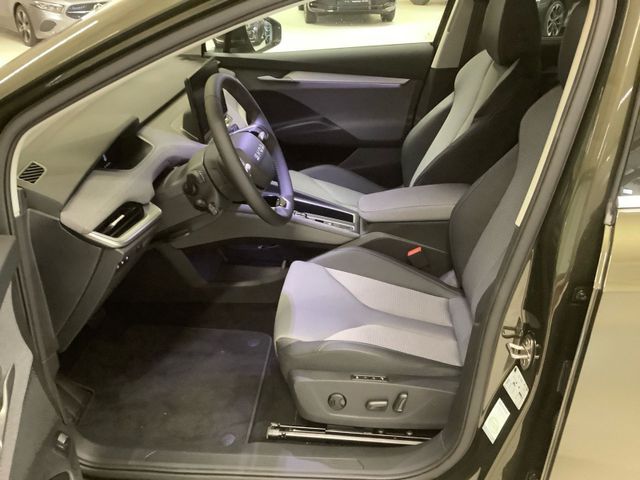 Enyaq 60 150 kW Automatik NAVI LED WÄRMEPUMPE