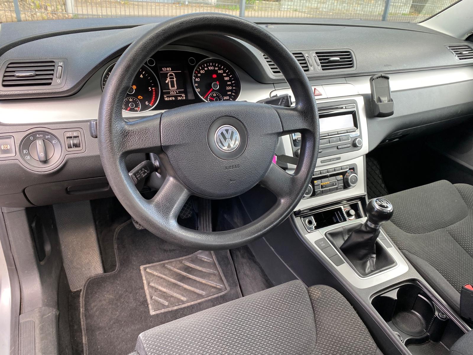 Volkswagen Passat 2010 — photo 5