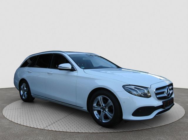 Mercedes-Benz E 220 CDI T AVA 9G-T LED GSD COM KAM PDC