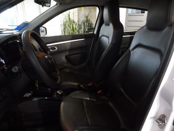 Dacia Spring Electric Comfort Plus 8-fach bereift