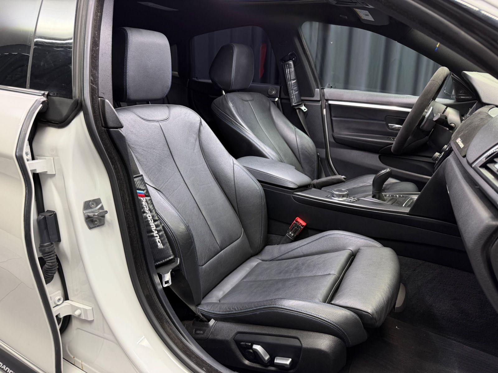 Fahrzeugabbildung BMW 440 Gran Coupé M-PAKET|MPPSK|H&K|HuD|LEDER|PANO