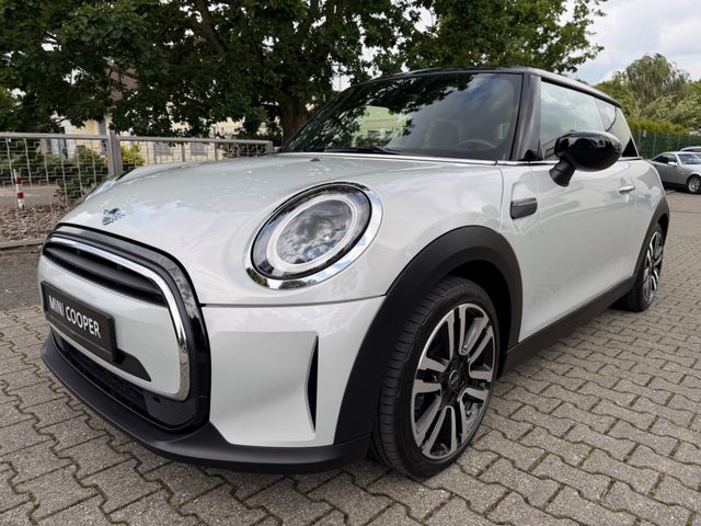 MINI Mini Cooper Classic Trim Automatik 17"
