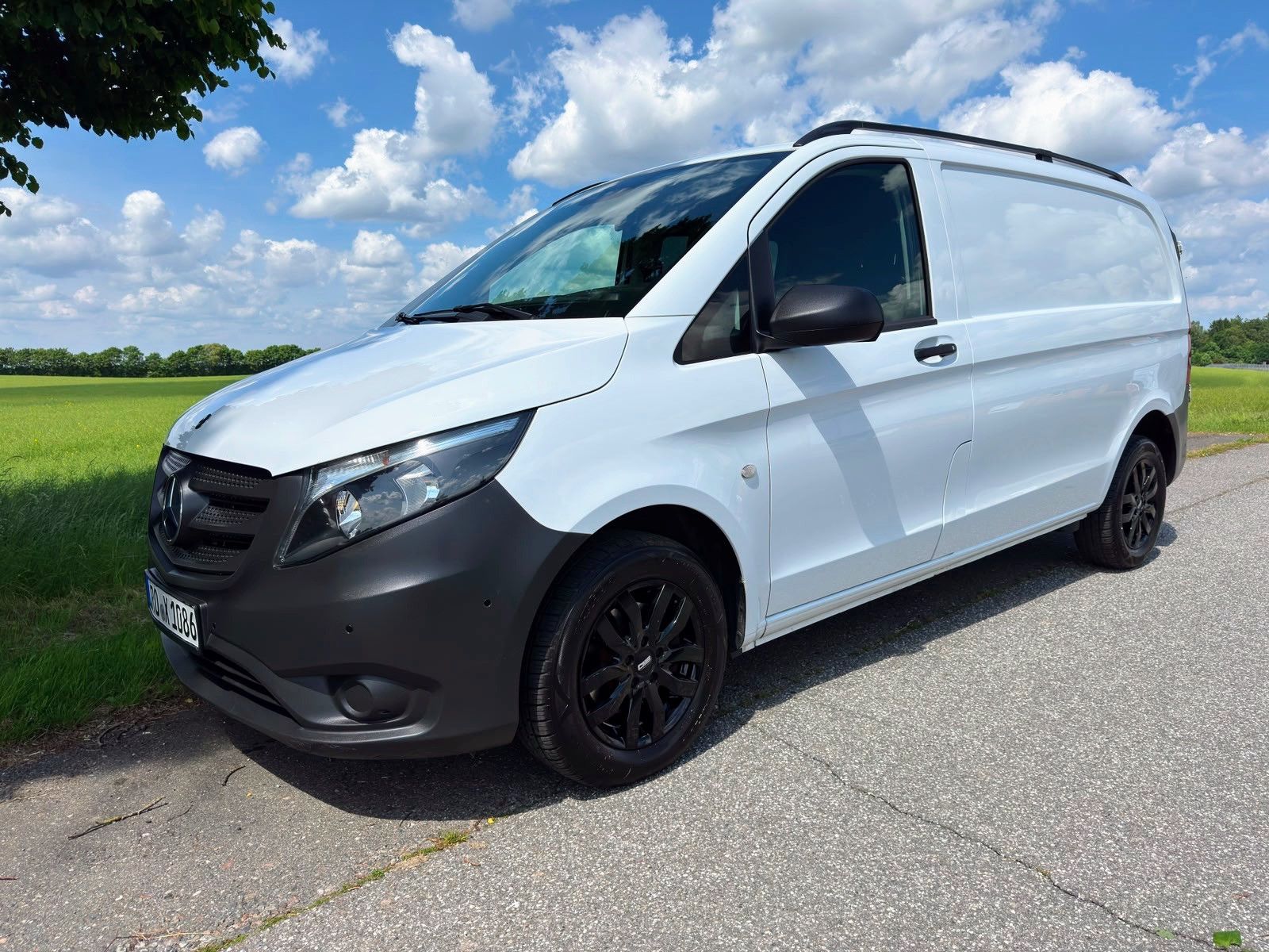 MERCEDES-BENZ Vito 116 komp., STH, Navi, SiHZ, PDC, Temp., 