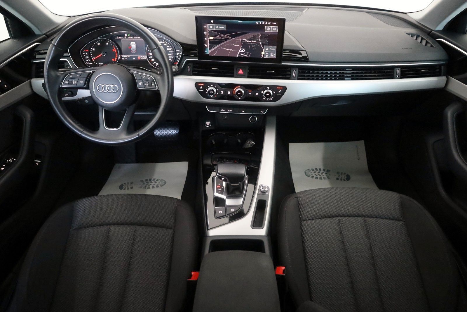 Fahrzeugabbildung Audi A4 Avant 35 TDI advanced Navi,LED,Panorama,SH,