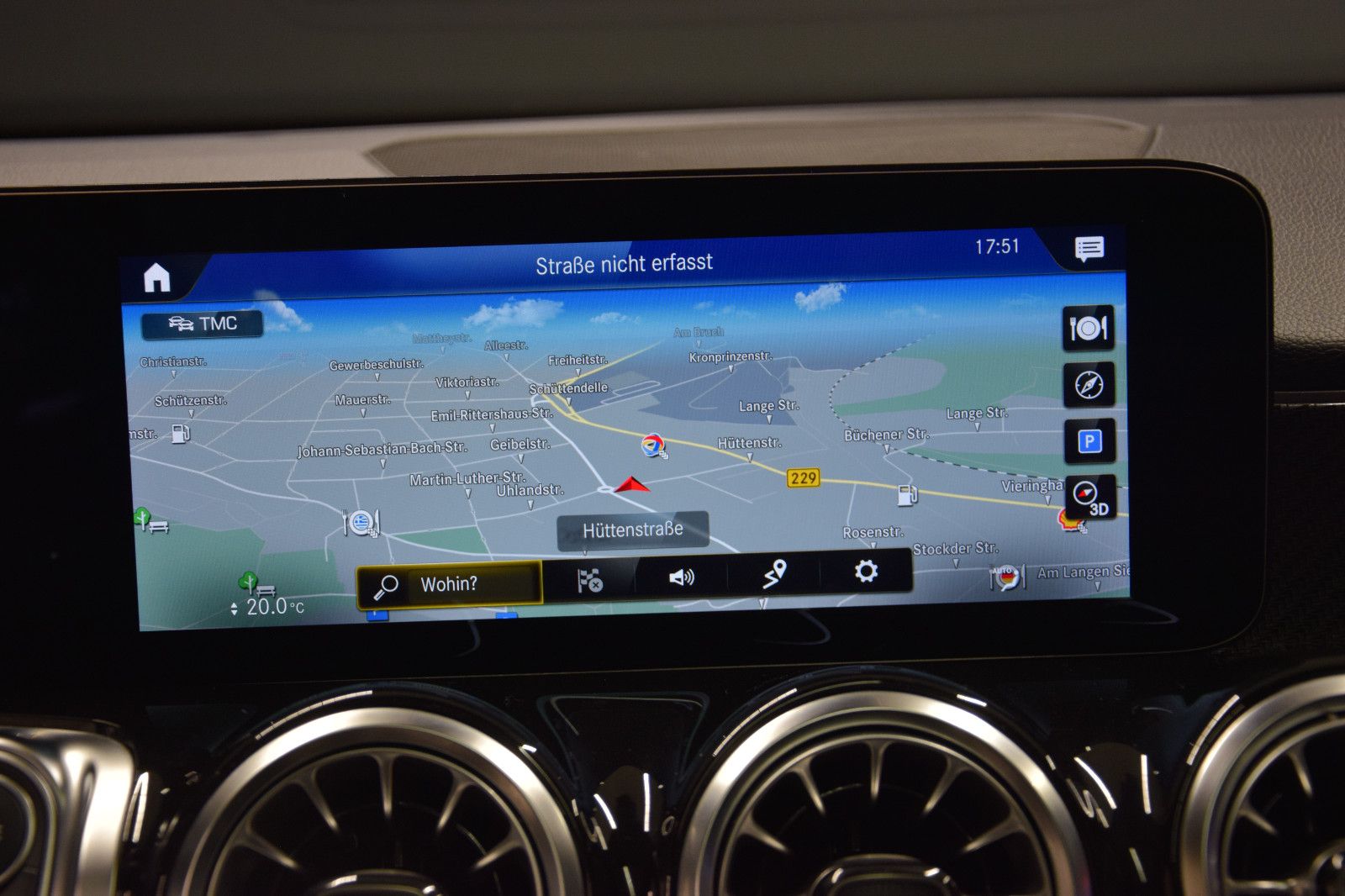 Fahrzeugabbildung Mercedes-Benz GLB 200 AMG Line 7Sitze Pano Ambi Widescreen AHK