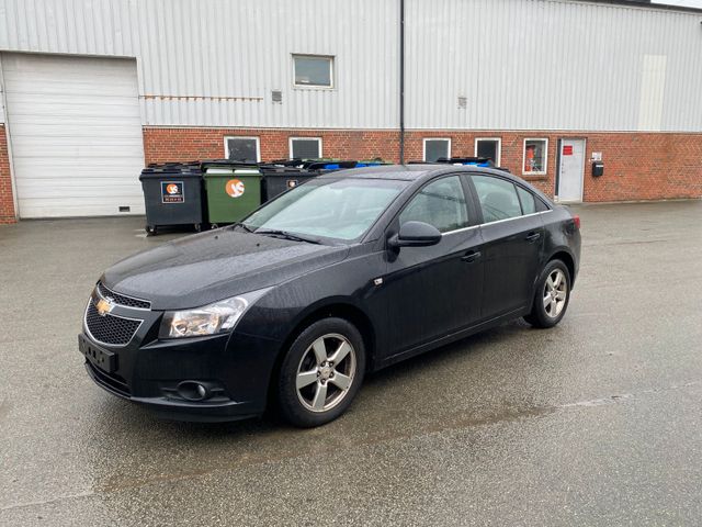 Chevrolet Cruze 1.6 LS Benziner