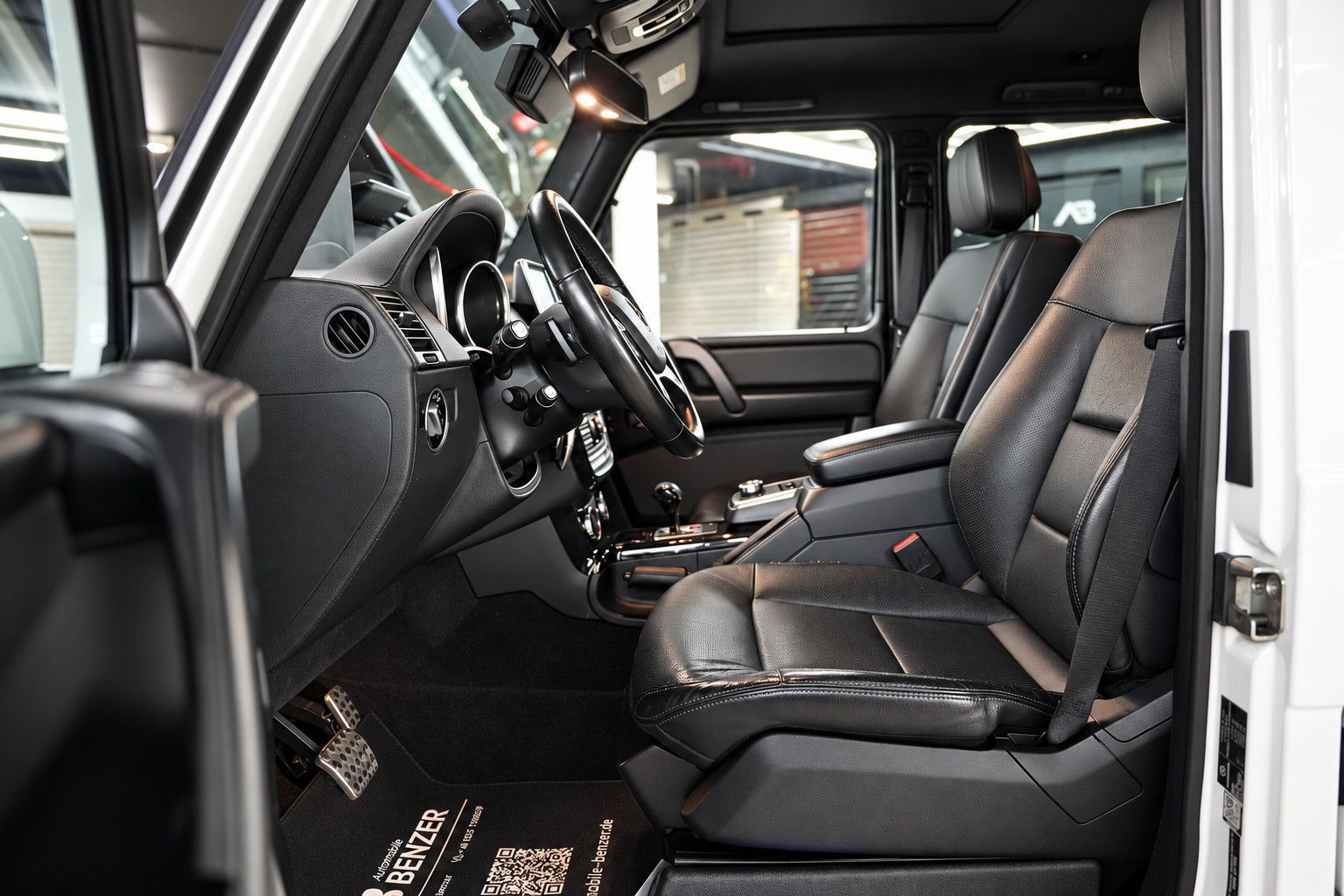 Fahrzeugabbildung Mercedes-Benz G 350 d*AMG*S-Dach*HarmanKardon*Memory*Sitzklima