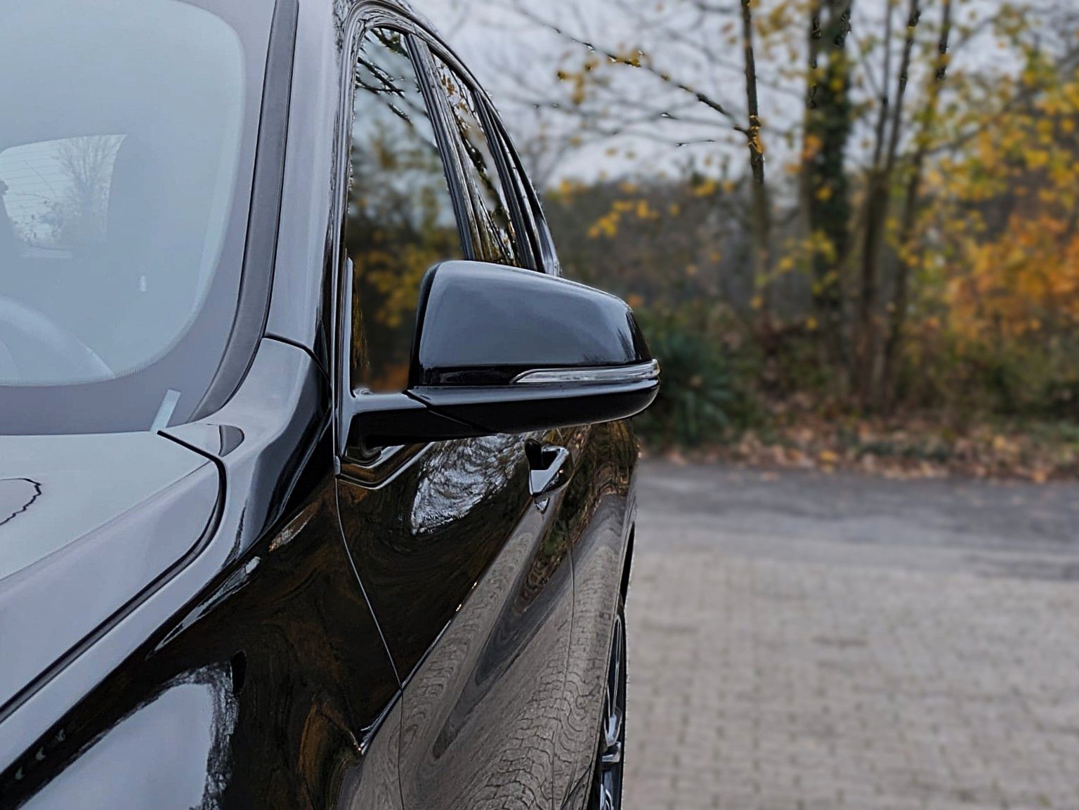 Fahrzeugabbildung BMW X1 XDRIVE 20i M SPORT LEDER PANO ACC NAVI-PL LED