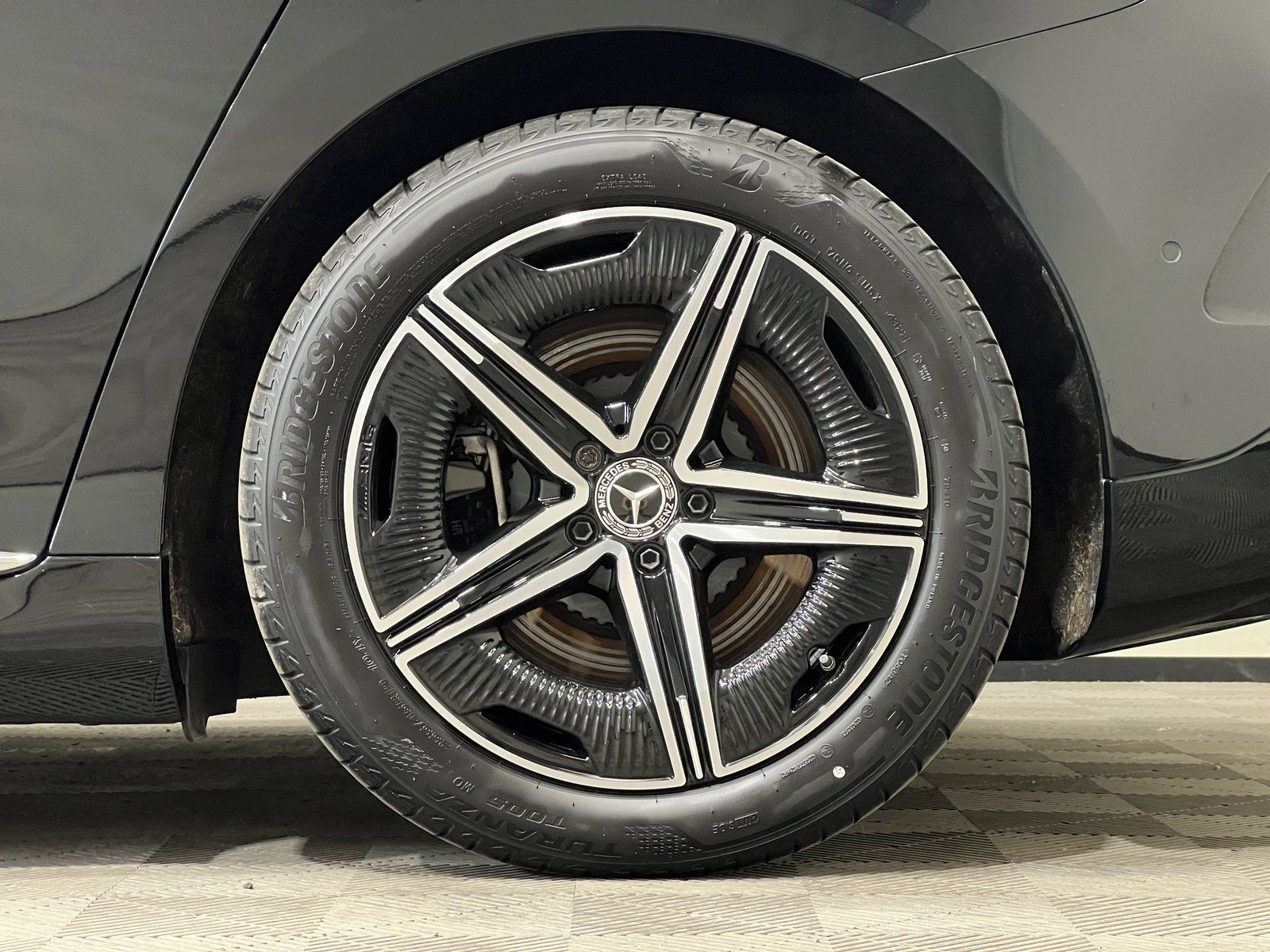 Mercedes-Benz EQE 500 4M AMG Premium Airmatic+PANO+22KW+4,5°HA foto 5