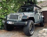 Jeep Wrangler Unlimited 3.6 V6 mit Front Runner Umbau