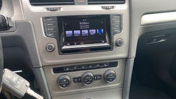 Volkswagen Golf - 11