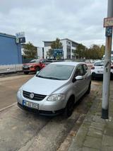 Volkswagen Fox 1.2 - 8 fach / Nebel / TÜV neu / AUX - VW Fox von privat
