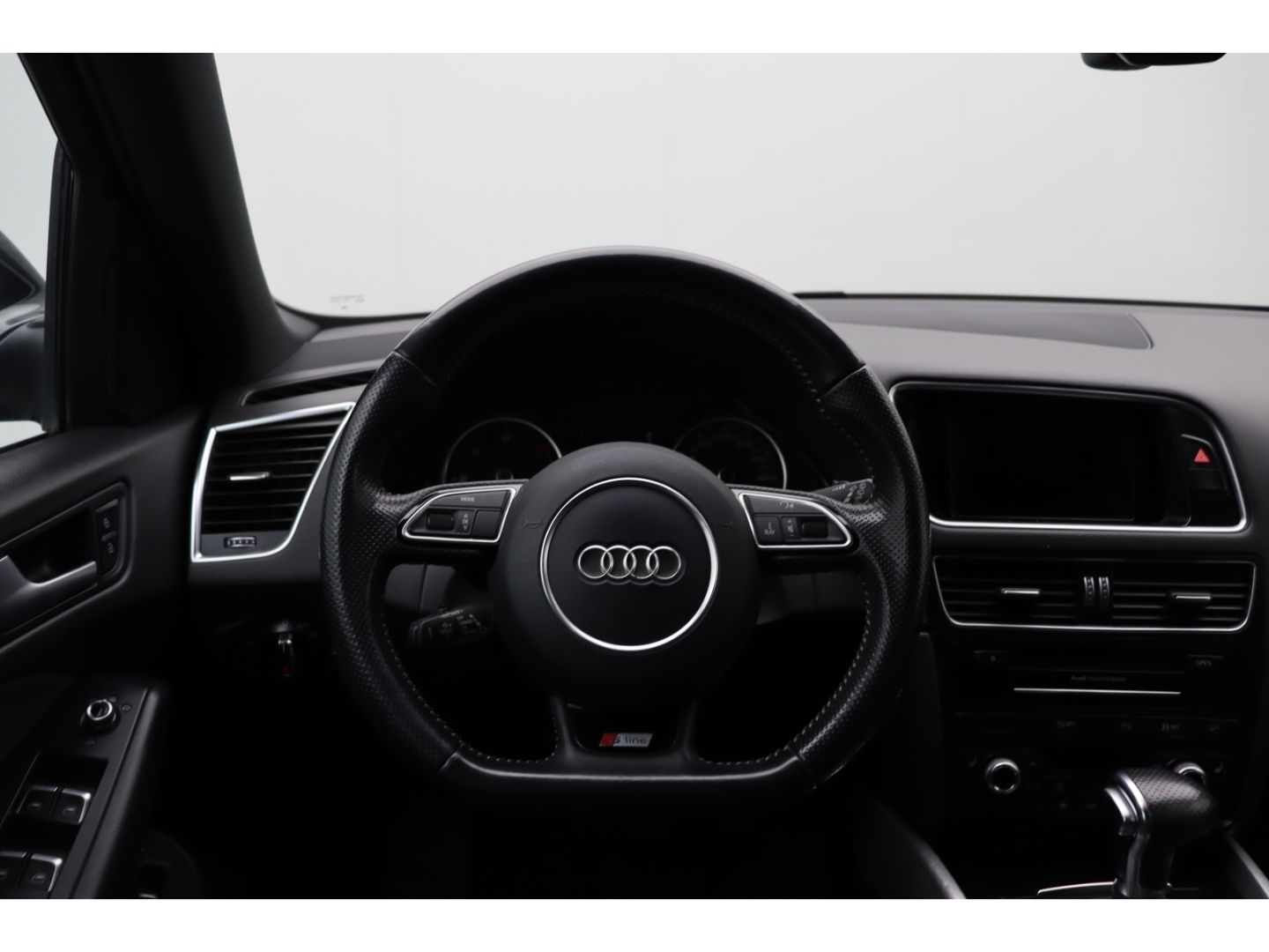 Fahrzeugabbildung Audi Q5 2.0 TDI 130kW quattro ACC Sportsitze Standhei