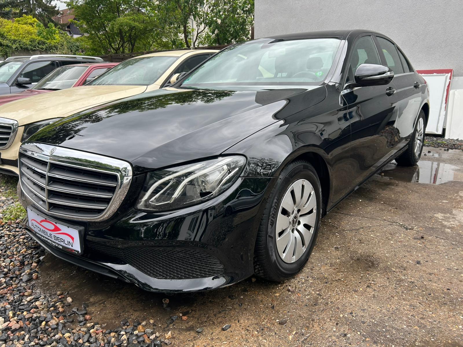 Mercedes-Benz E 200 d 9G-Tronic "LED/1.HAND/MOTORSCHADEN"