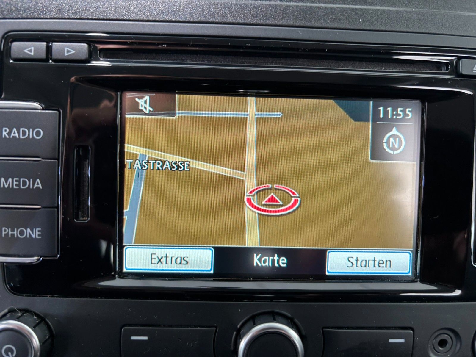 Fahrzeugabbildung Volkswagen Caddy 1.6D Kombi Maxi Trendline AHK/7-SITZER/PDC