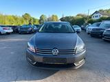 Volkswagen Passat Variant Trendline BlueMotion Rechtslenker - mit Diesel-Antrieb: Rechtslenker