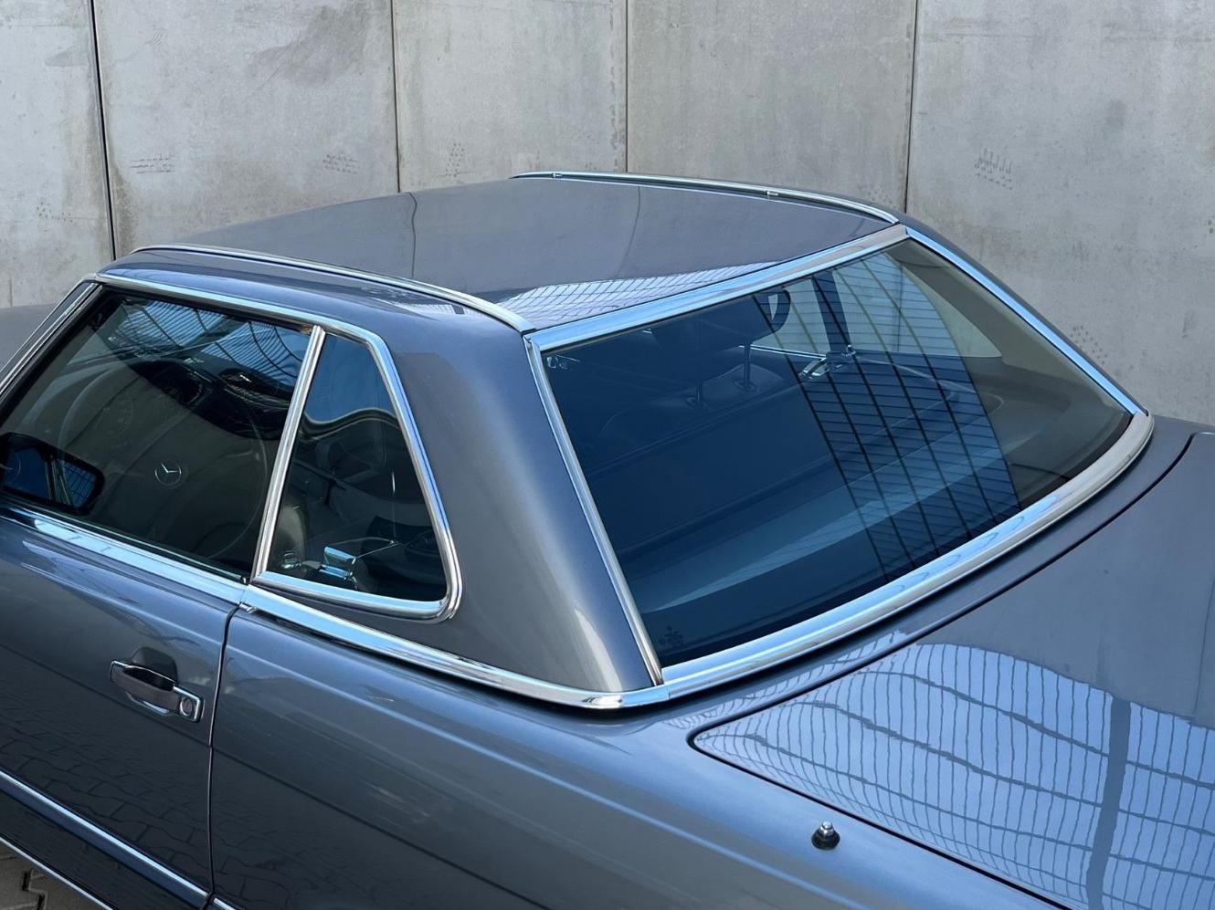 MERCEDES-BENZ SL 300 SL 179 CH BVA - VOLANT EN CUIR - SELLERIE CUIR - HARD TOP - CARNET D'ENTRETIEN DISPONIBLE - IMMATRICULATION COLLECTION
