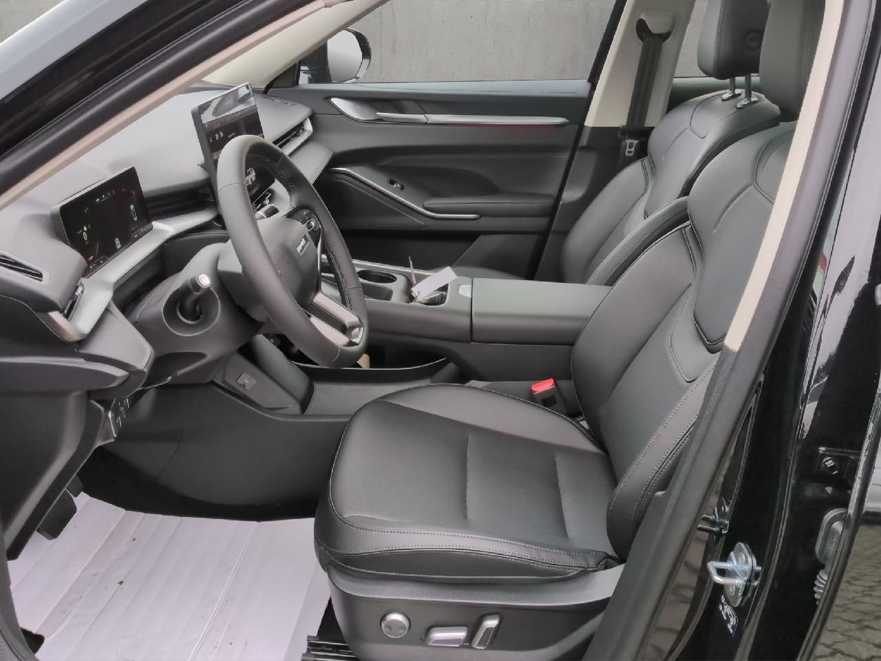 Fahrzeugabbildung GWM Haval H6 1.5 HEV 179 kW FWD Luxury