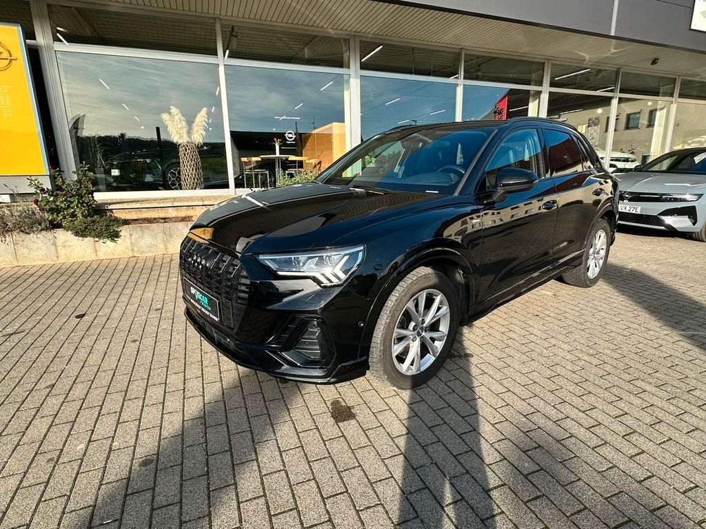 Image of Audi Q3