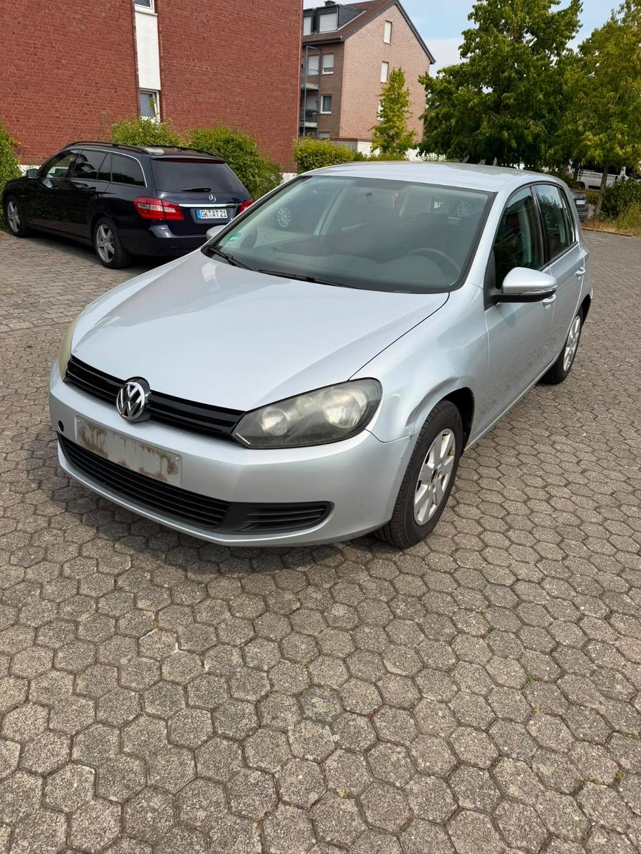 Volkswagen Golf VI Trendline 1.4 kima
