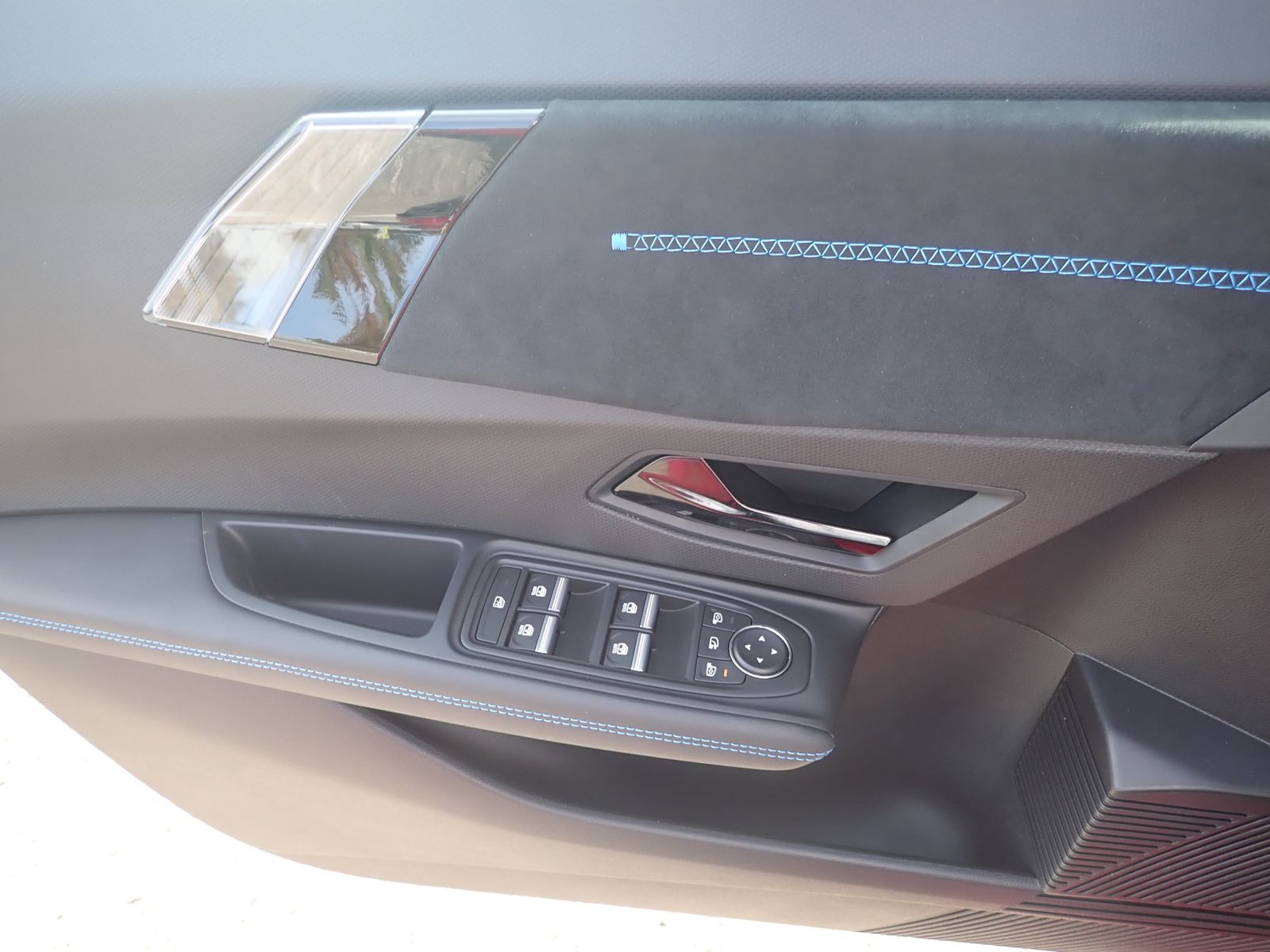 Fahrzeugabbildung Renault Clio Esprit Alpine TCe 115 EDC