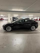 Tesla Model 3 2020  - Tesla Model 3 in Hamburg