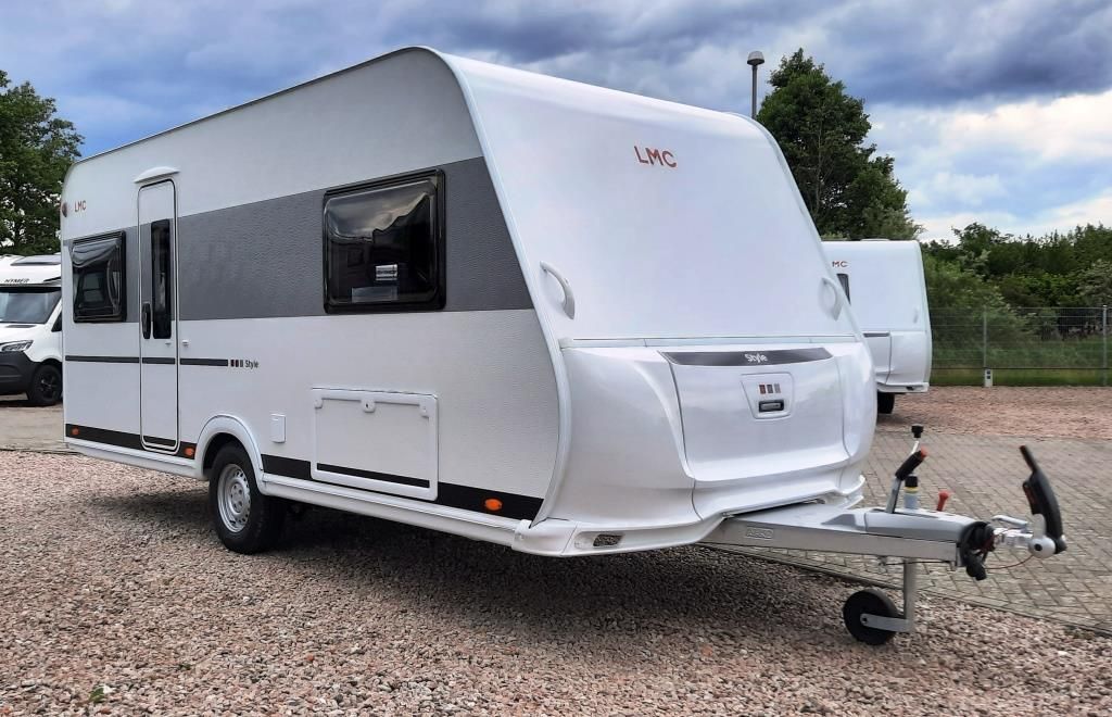 Fahrzeugabbildung LMC Style 440 D Verfüg./Sparen Sie 3.441,- €